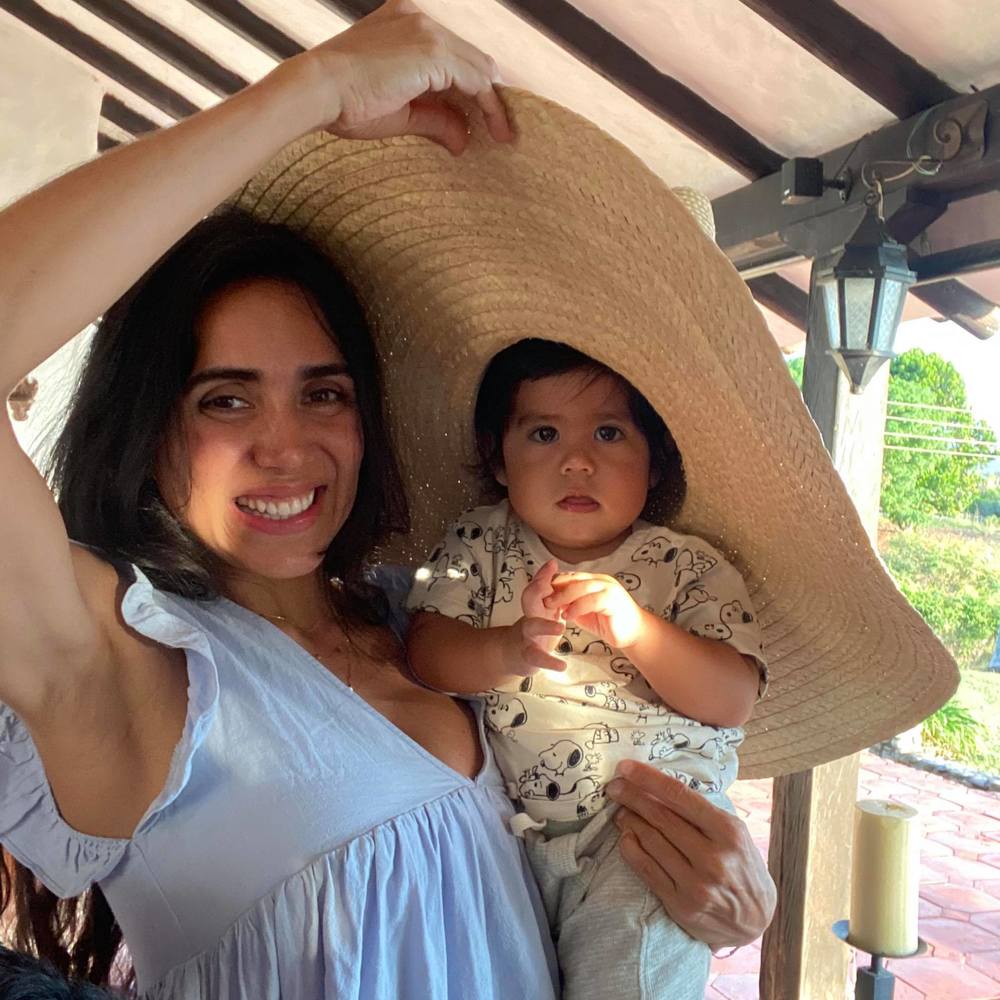 Meet your Posher, Gloria